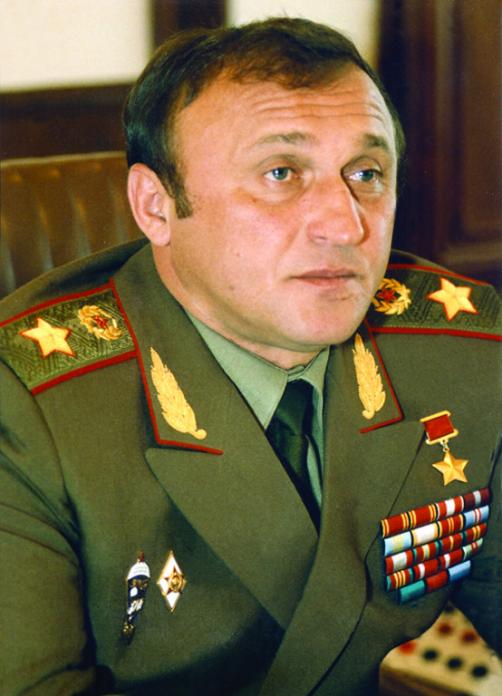 Army General Pavel Grachev.jpg - 20130308000117_1