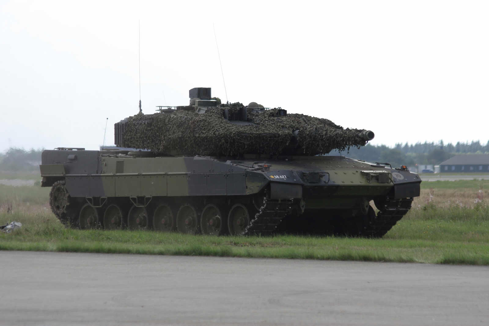 BEMIL 사진 자료실 - BEMIL 군사세계 덴마크군 Leopard 2A4 주력전차