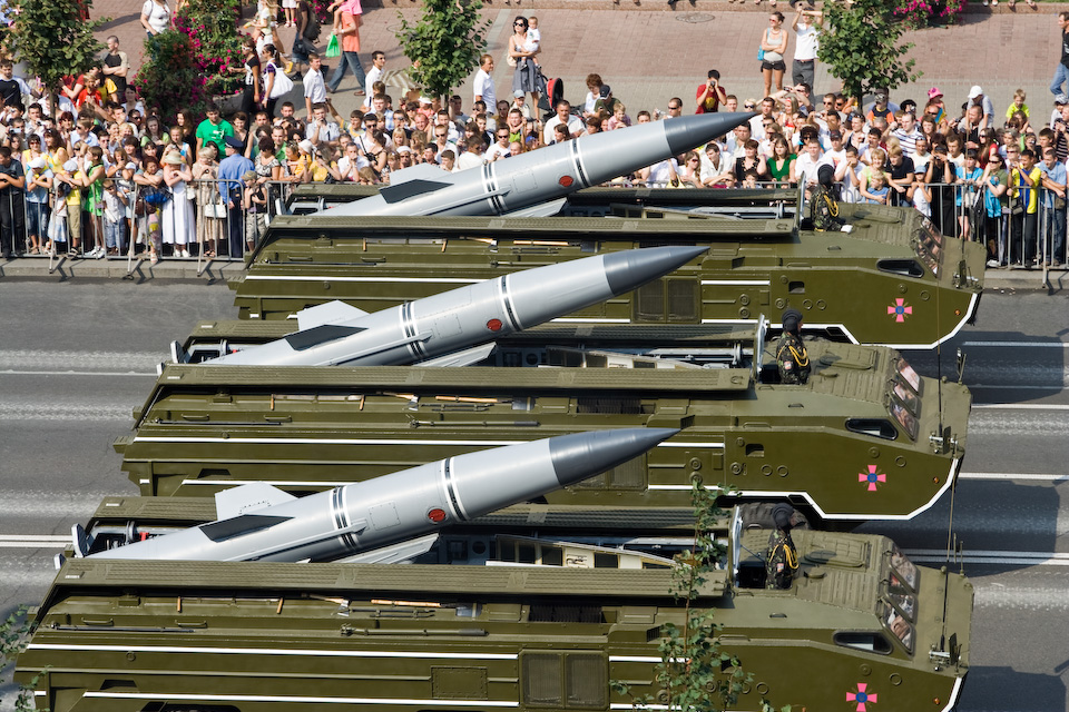 ORT-21%20Tochka%20%28SS-21%20Scarab%29_2008%20Ukrainian%20Independance%20Day%20parade%20in%20Kiev_1.jpg