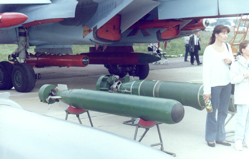 Su-32FN_torpedo.jpg