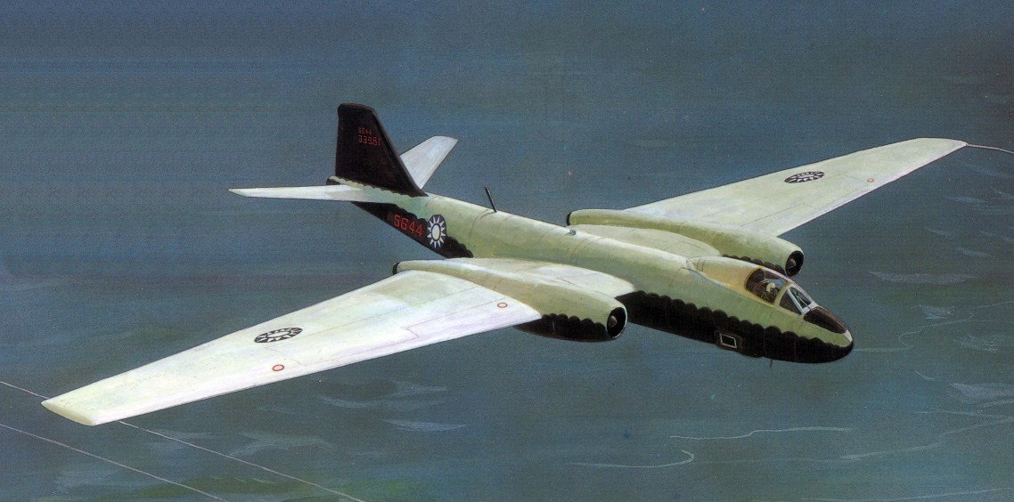 공중급유중인 타이완공군 RF-101A 정찰기들 - 유용원의 군사세계 공중급유중인 타이완공군 RF-101A 정찰기들