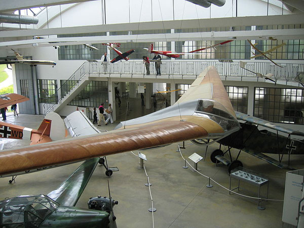 독일 박물관에 전시 된 Horten H.IV 모형

