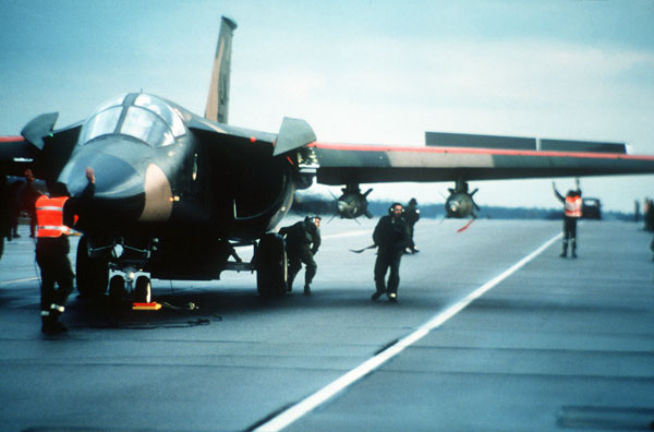 1986     F-111 