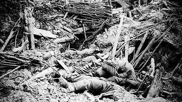 1917     Ͽ  ϱ ڵ. 1   ̷ Ȥ ϻó ݺǾ ̶  Ǹ       ƴ. <ó : http://en.wikipedia.org/wiki/File:Battle_of_Messines_-_destroyed_German_trench.jpg> 