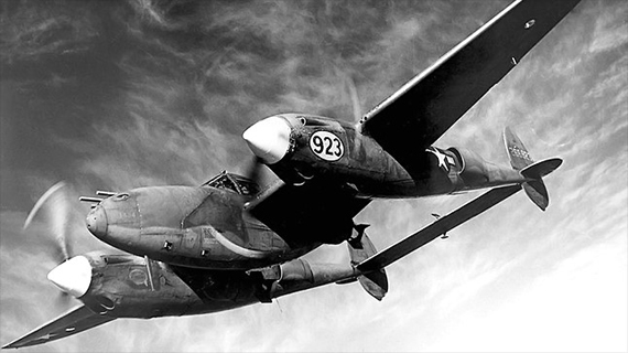  ݱ   P-38 Ʈ. 