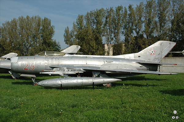MiG-19PM (NATO) Famer-E Ͽ. <ó: By Varga Attila@Wikimedia Commons(CC BY-SA)>