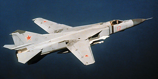 濡 ÷ΰ-B ĺ ڵ Ҹ ҷ  Ҽ MiG-23M. 