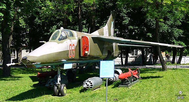 ݱ MiG-27K. Ʒ κ      ִ. <ó (cc) George Chernilevsky at Wikimedia.org> 