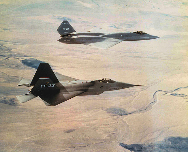    YF-22 YF-23.  ATF ￡ Ͽ YF-23 ְ  ĺ ջ     ˷.
