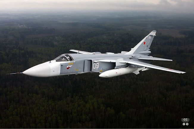 ȭ  30 Ѿ  þ  ַ ݱ ӹ   Su-24. <ó: (cc) Alexander Mishin at Wikimedia.org> 