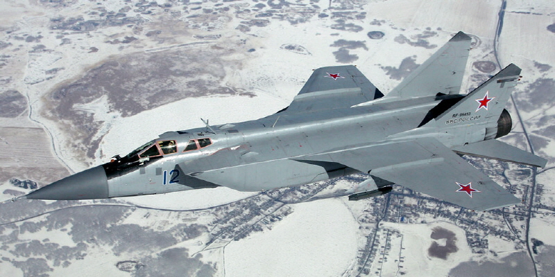 2012   þ  Ҽ MiG-31DZ Ͽ ݱ. <ó: Dmitriy Pichugin at Wikimedia.org>