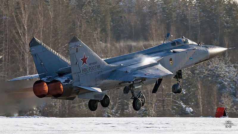  ̷  MiG-31.   ſ    п  ӵ  ϴ. <ó: (cc) Alex Beltyukov - RuSpotters Team at Wikimedia.org> 