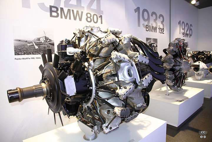 Fw 190 ̾ BMW 801  .   ϵǴ  ־ 1,500     ־.

<ó: (cc) Clayton Tang at Wikimedia.org>