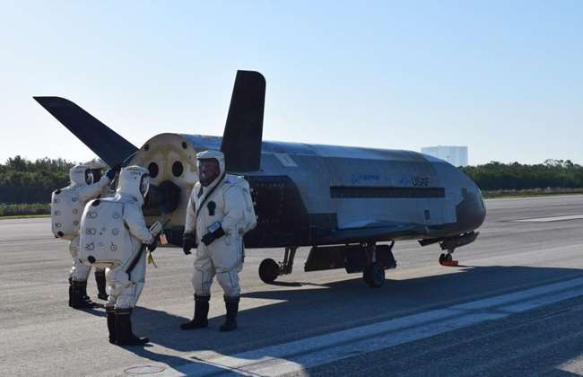 X-37B 2010 ̷ 4   2õ  ֿ ӹ. <ó:  >