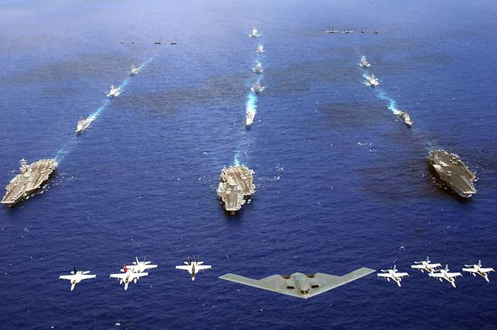 세계 바다를 호령하는 미 해군력의 상징 니미츠급 항공모함