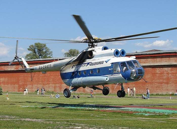 Mi-17 ̽  Mi-8.    ۵ Ʈ ︮ʹ. <ó: (cc) Vsevolod Aladyshkin at wikimedia.org>