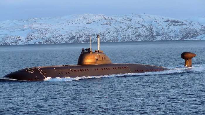 프로젝트 671RTMK 빅터-III급 잠수함 B-138 오브닌스크 <출처: Public Domain>
