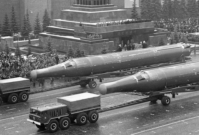R-36 ̱ Ÿź ϴ  ICBM ߵǾ. <ó: Public Domain>