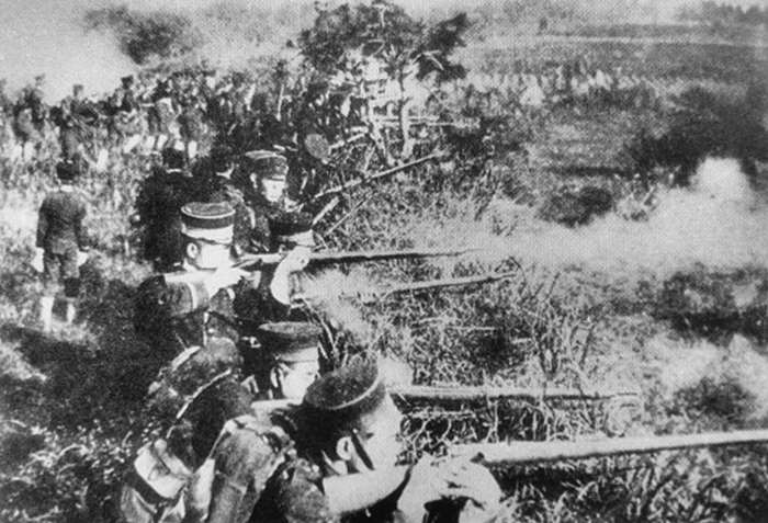 û  Ϻ.  1 (First Sino-Japanese War)̶  ŭ 翡 ߱ Ϻ 浹 ϳ  .  ̱   ֱ   Ϻΰ ƴ     ޵ǰ ־.