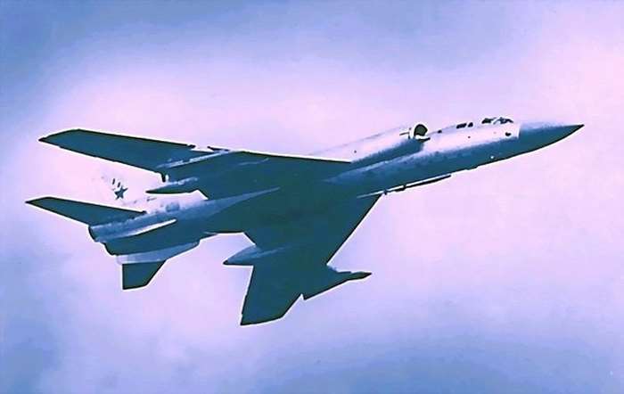  ñ⿡  ̱ ݱ⸦ ϱ   ź Ŵ  Tu-128 <ó: Public Domain>