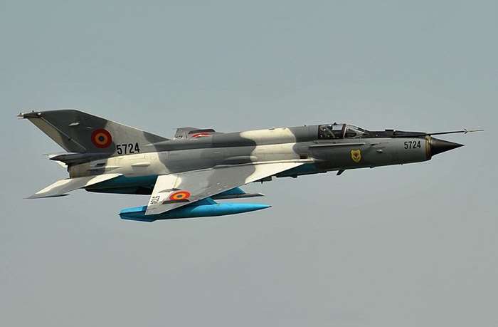 MiG-21 <출처: (cc) Cristian Ghe at wikimedia>