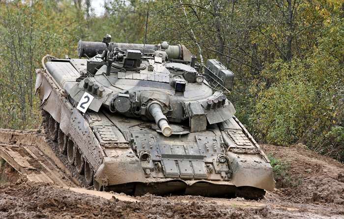 T-80U 전차 <출처: Vitaly V. Kuzmin>