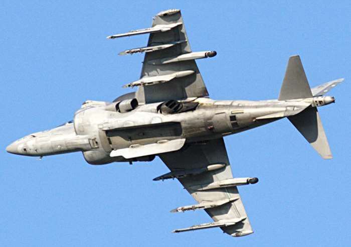 AV-8B 해리어(Harrier) II 전투기 <출처 : Michael Pereckas at wikimedia.org>