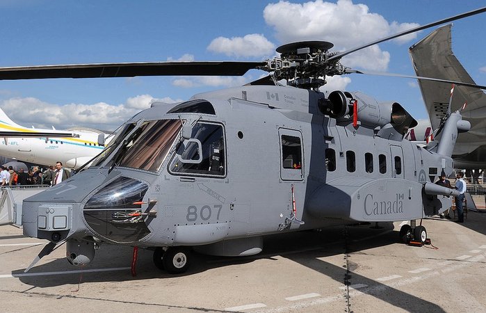해상탐색 레이더, ESM 등을 장착한 캐나다 공군 CH-148 해상작전 헬기 <출처 (cc) Gerry Metzler at wikimedia.org>