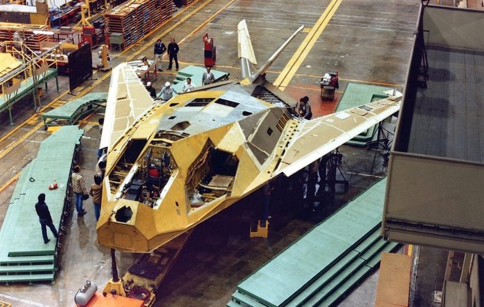 YF-117A üȣ 79-0780  <ó: 帶ƾ>