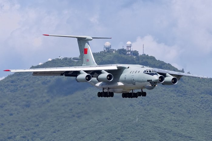 ߱ ιع決  Ҽ Il-76MD ۱ <ó: YBen / Wikimedia>