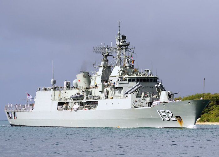 ָ ر ϱ     ۱ ȣ 3 Ͷ󹮰(FFH-152 HMAS Warramunga). MEKO 200 ȣ V  Ư¡̴. <ó :  ر>