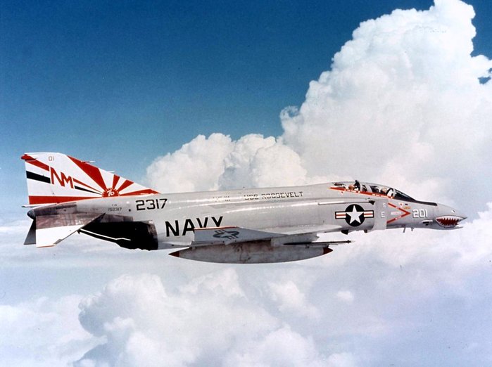 F-4N II Ի. 2   ()   ǹ̷ 'ɴ ¾' ¡ 'ٿ(Sundowners)'  Ϳ  ִ. <ó:  ر>