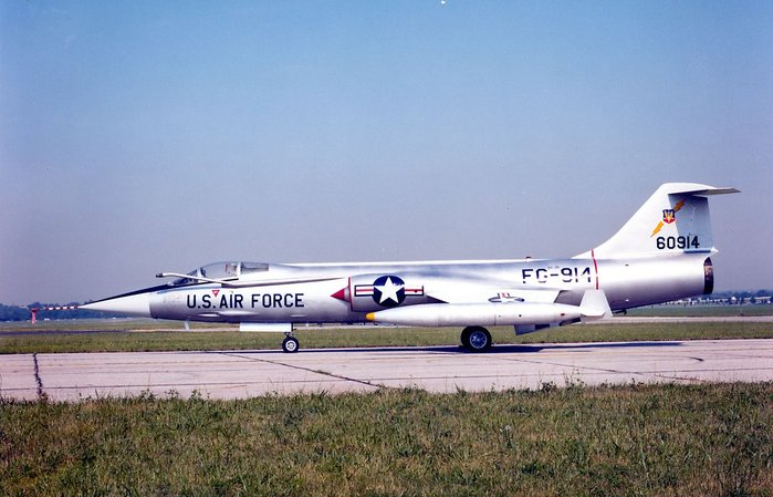 ̿  ư ÿ ִ    ڹ    F-104C . <ó:  >