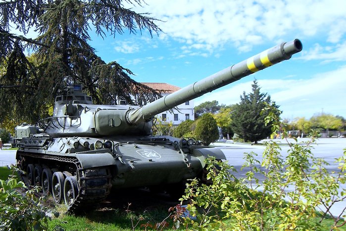  μ ڹ    ߴ AMX-30E <ó: (cc) JonCatalan at wikimedia.org>