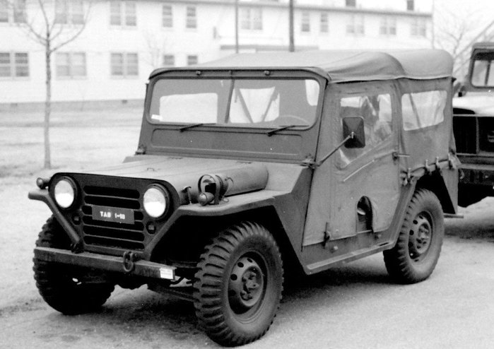 M151A1 MUTT <ó: Public Domain>