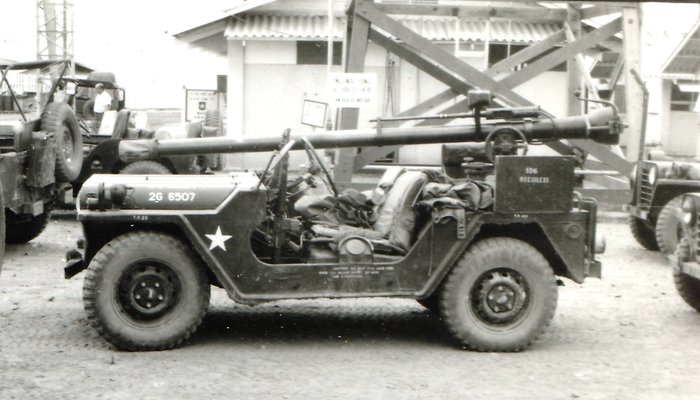 M151A1C ݵ<ó: Public Domain>