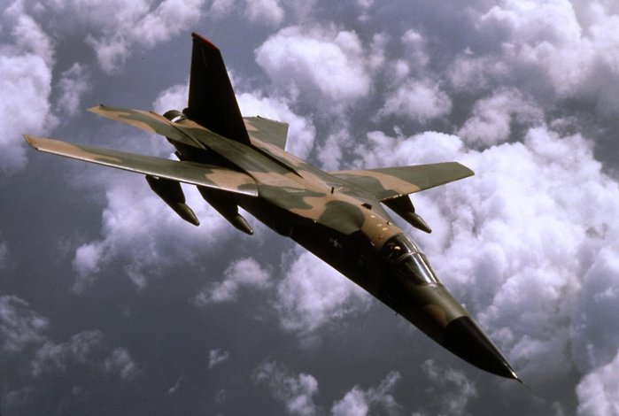 미 공군 소속의 F-111 아드바크 <출처: 미 공군>