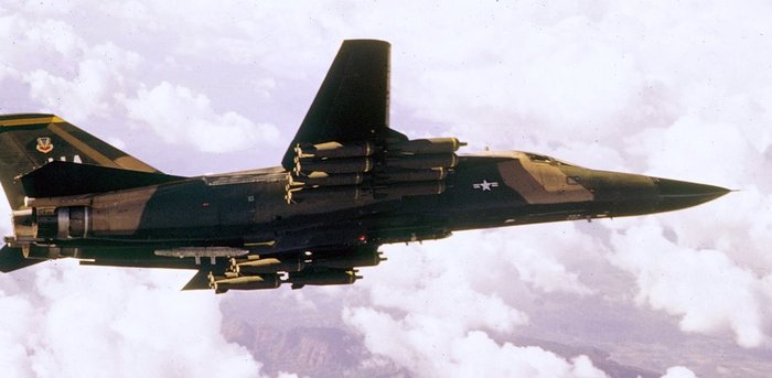 F-111은 최대 14.3톤의 무장을 장착할 수 있었다. <출처: Public Domain>