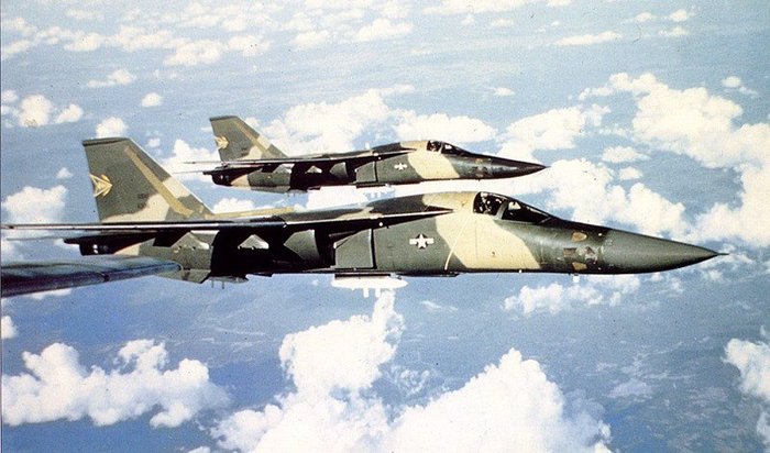 F-111A는 베트남전에 최초로 실전 배치되었지만 별다른 성과를 거두지 못했다. <출처: f-111.net>
