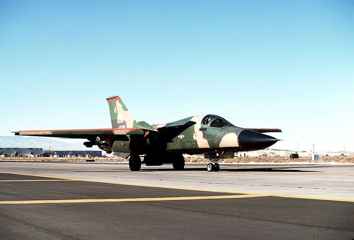 1980년 레드플랙 훈련에 참가중인 F-111D <출처: 미 공군>