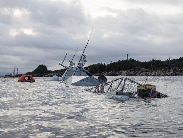 Ʈ   ħ  ׽Ÿ(F313) <ó : Norway Coastal Administration>