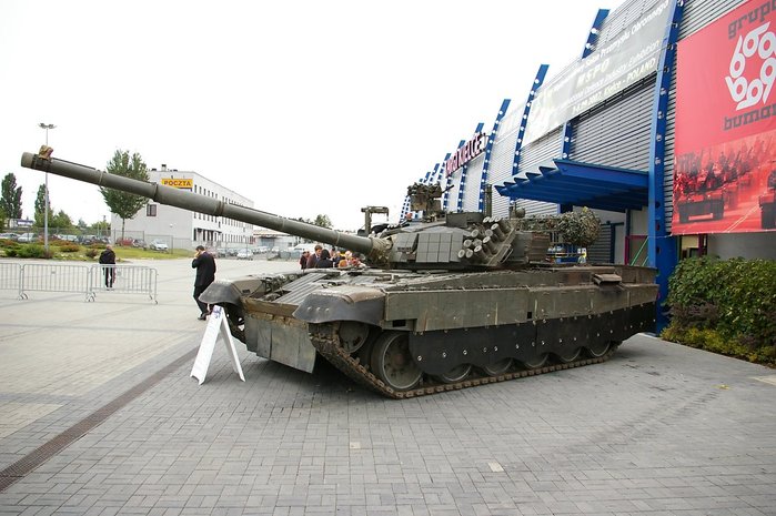   PT-91Ex (PT-91M SP2) . MSPO 2007 ȸ  ߿ܿ õǾ ִ ̴. <ó: Wikimedia Commons>