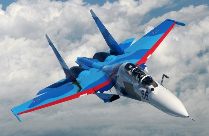 þ  Ҽ Su-30 <ó: (cc) Sergey Krivchikov at Wikimedia>