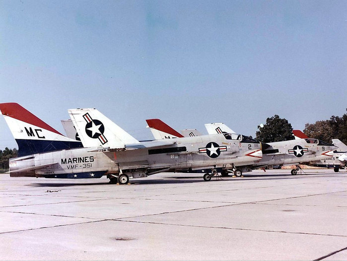  غװ VMF-351 Ҽ F-8K <ó:  ر>