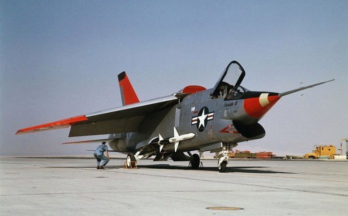 Ʈ XF8U-3 ũ缼̴ III <ó:  ر>