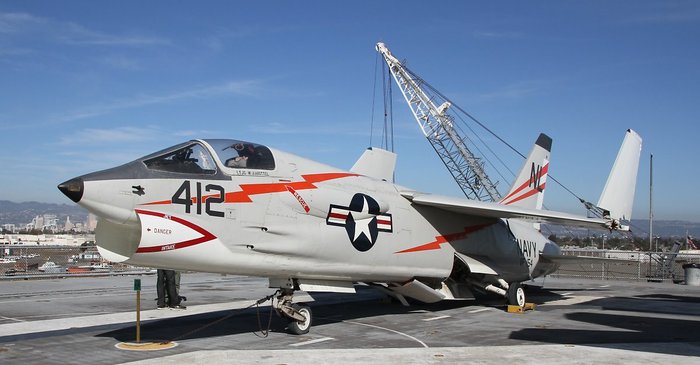    F-8 ũ缼̴ <ó: Tony Hisgett/Wikimedia Commons>