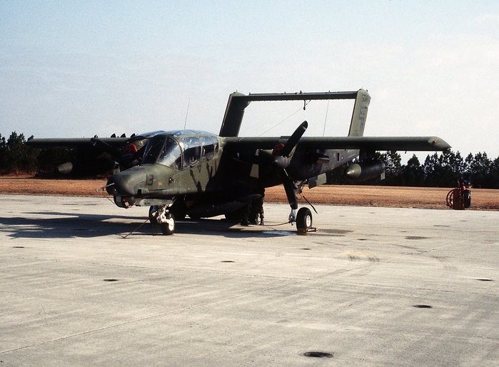 1984 Կ  غ Ҽ OV-10D <ó: (cc) USMC at wikimedia.org>