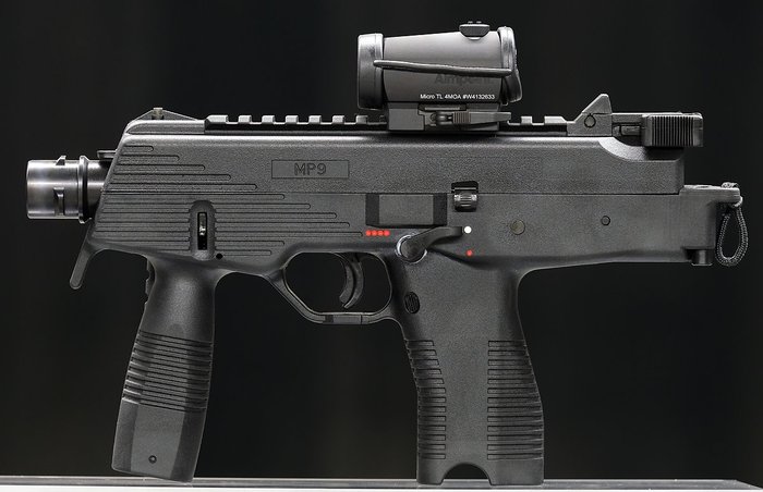 MP9  öƽ Ѹ Ͽ 迡   9mm ѿ ߴ. <ó: B&T AG>