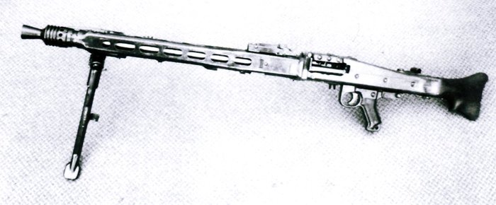 MG 45 <ó: Public Domain >