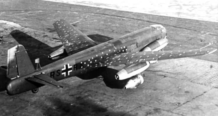     Ju-287 <ó: Public Domain>